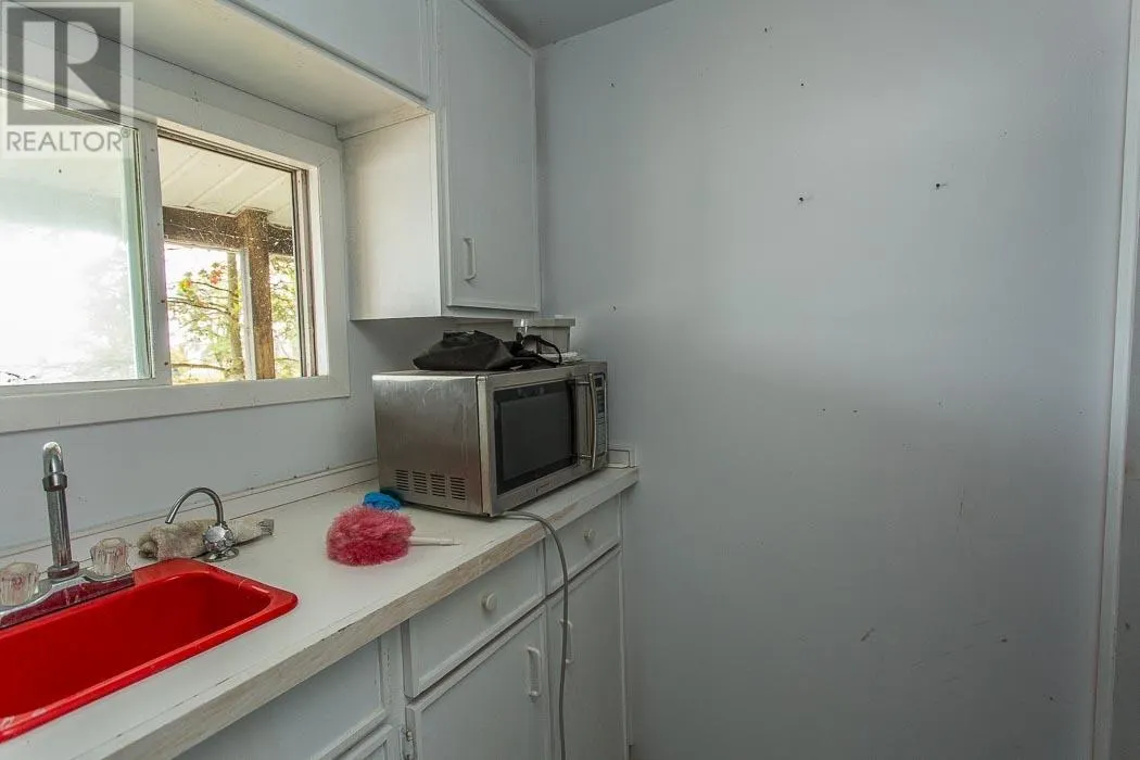 126 Waltonen RD|Plummer Additional Township
