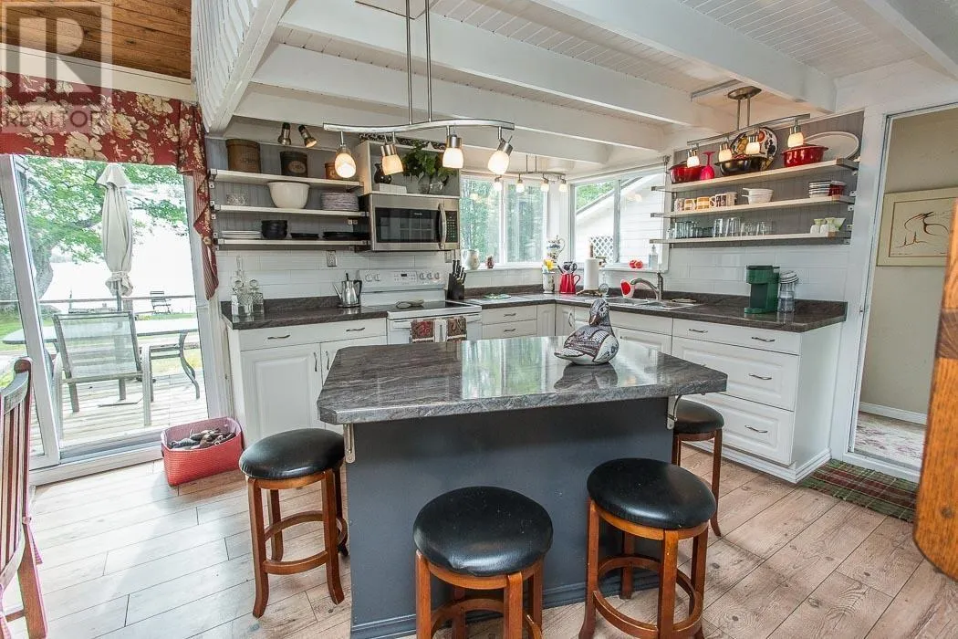 126 Waltonen RD|Plummer Additional Township