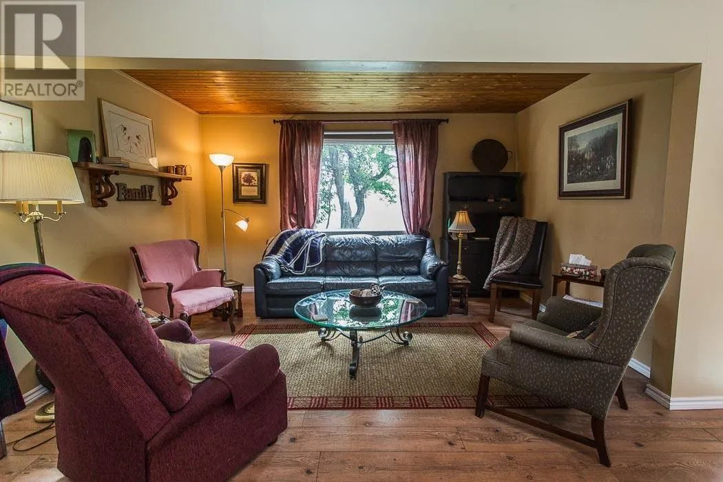126 Waltonen RD|Plummer Additional Township