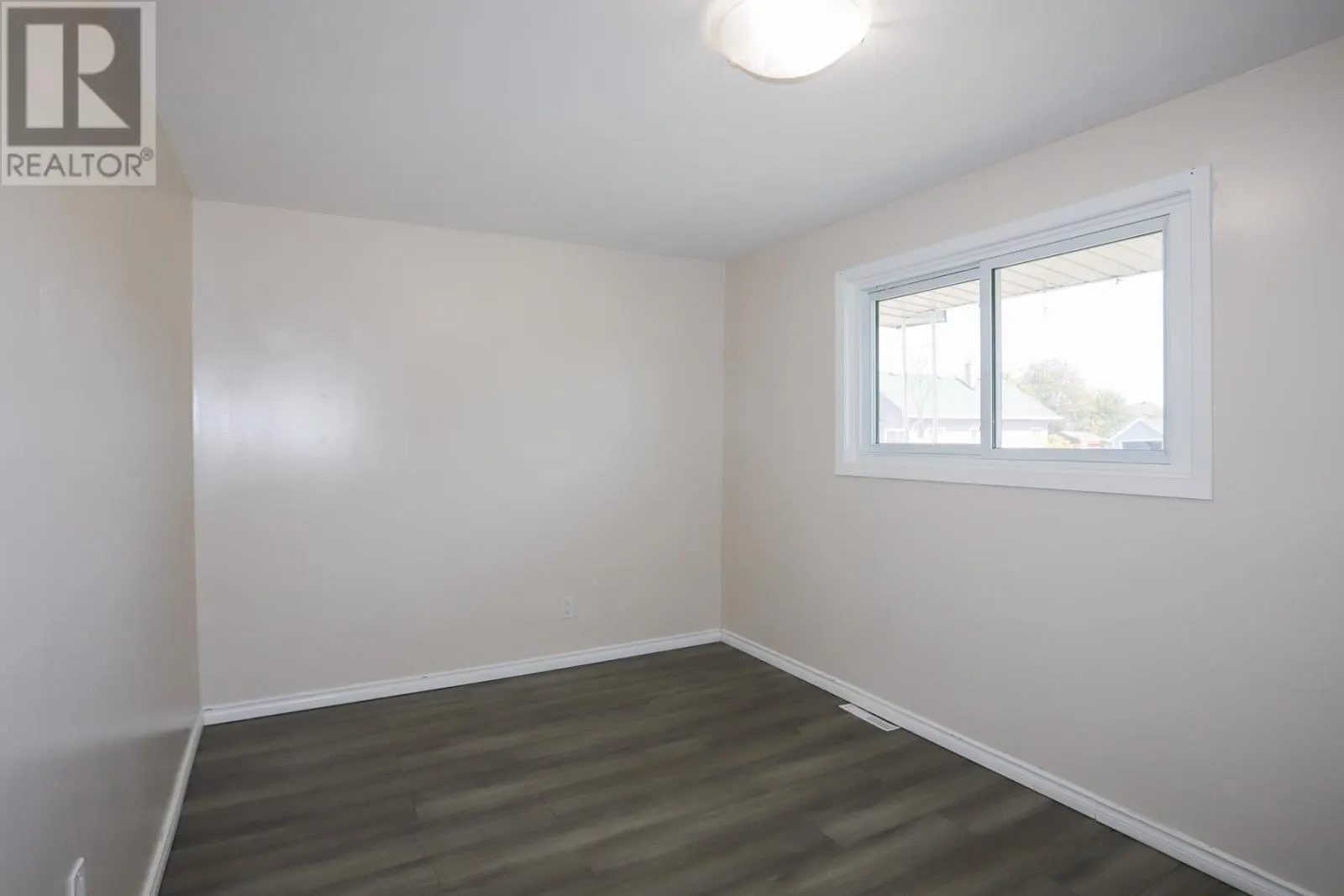 117 Turner AVE