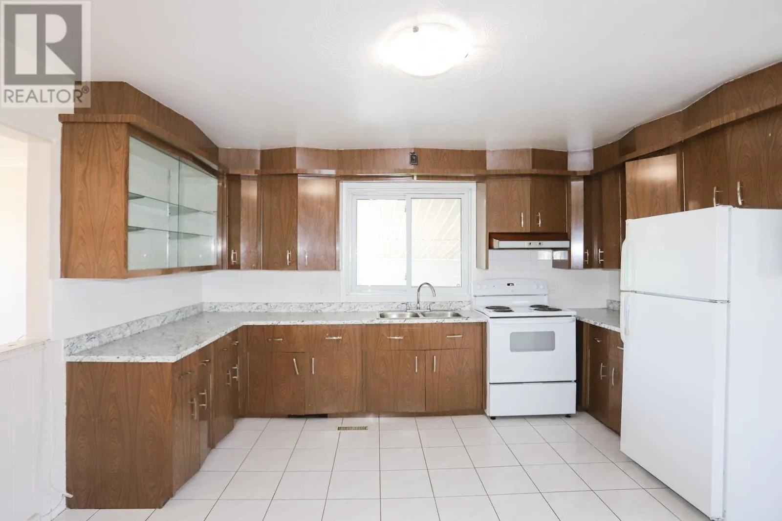 117 Turner AVE