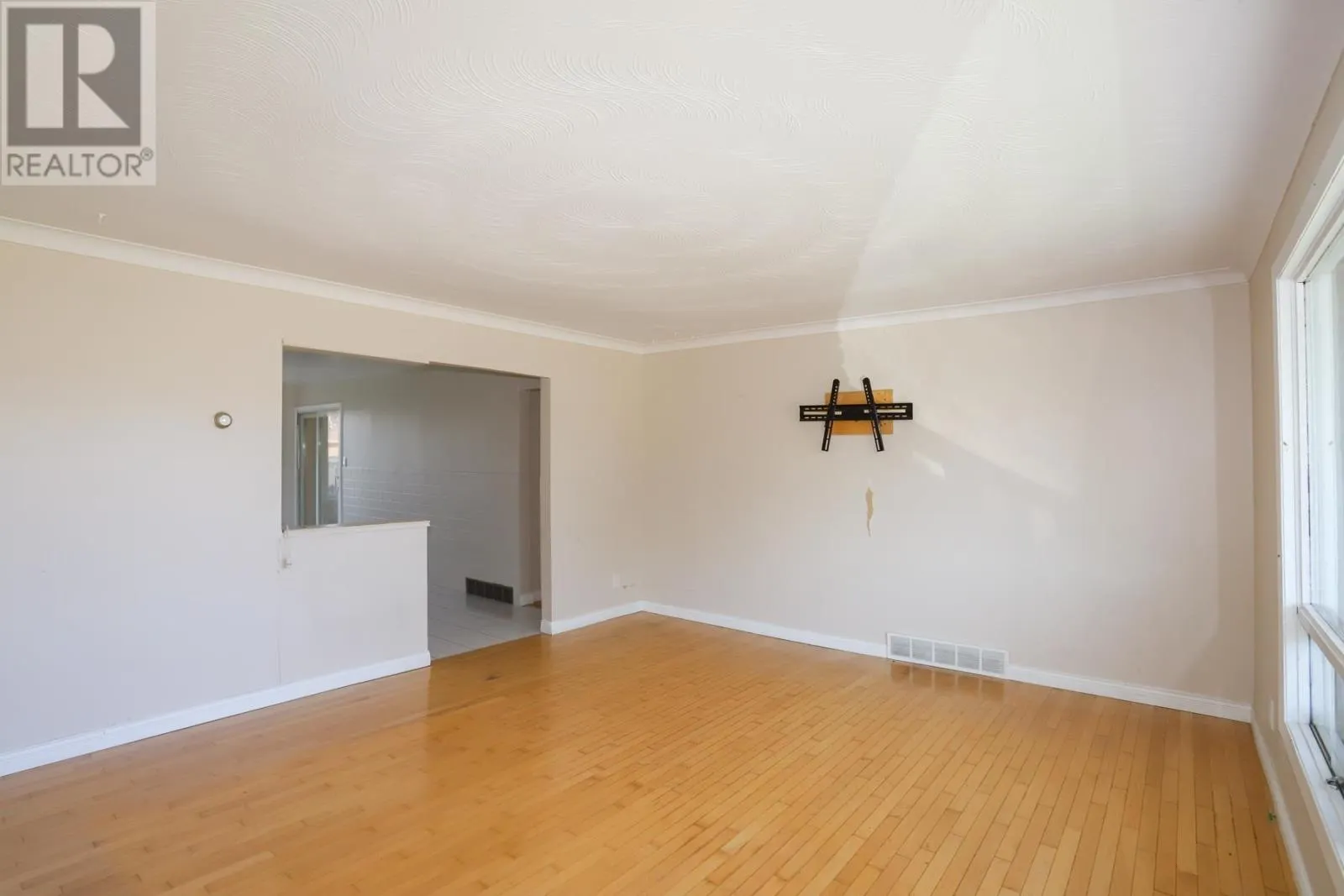 117 Turner AVE