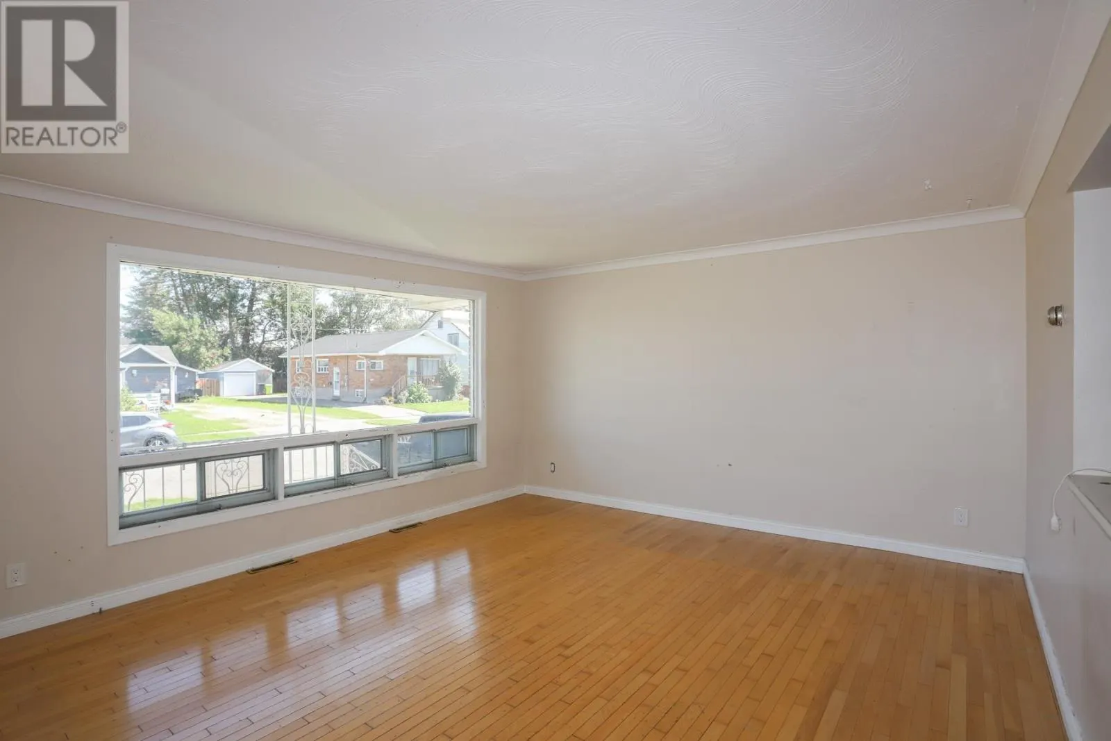 117 Turner AVE