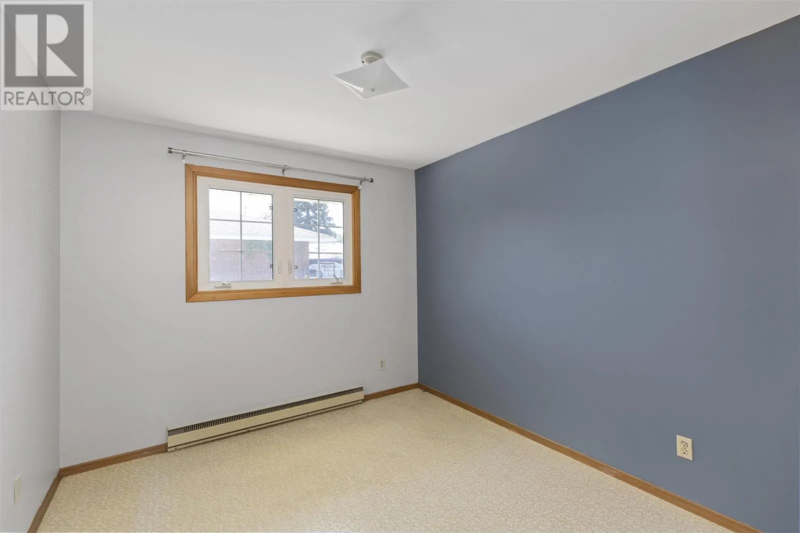 16 Admiral DR