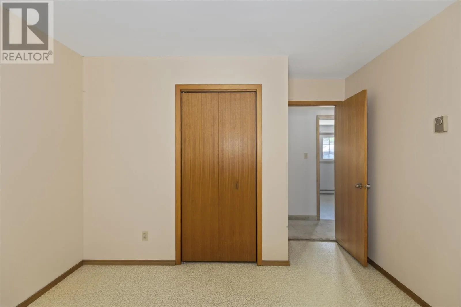 16 Admiral DR