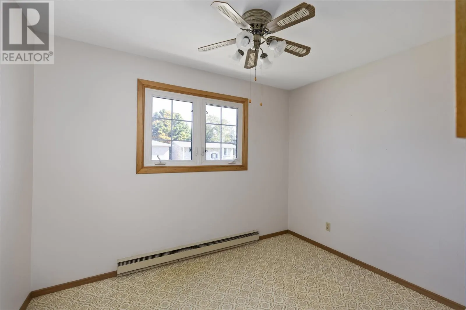 16 Admiral DR