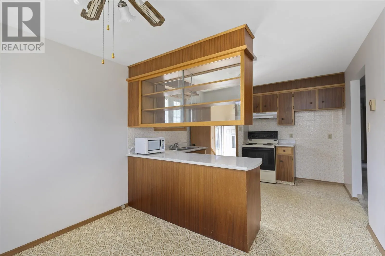 16 Admiral DR