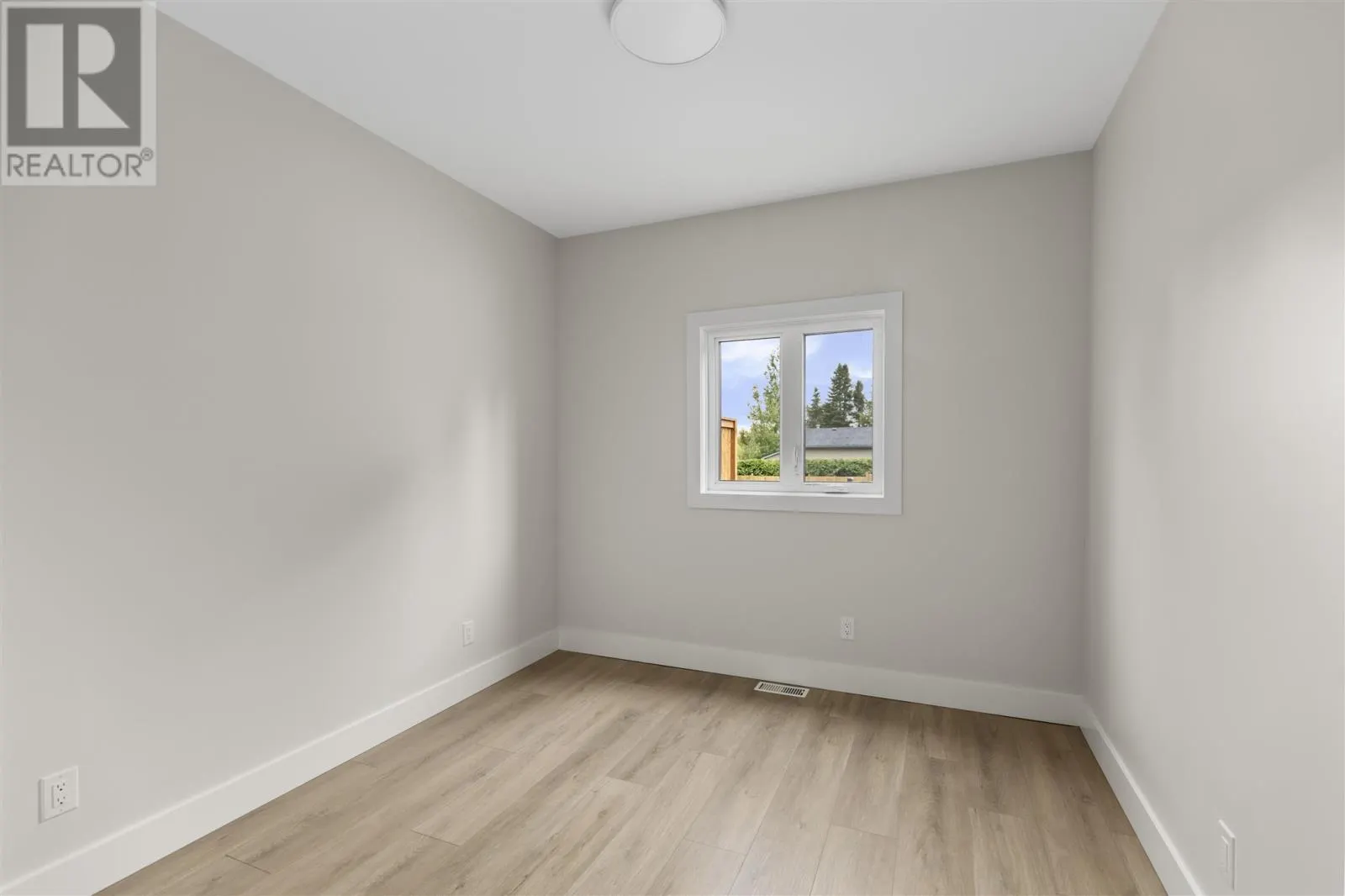 7 Sherbrook DR