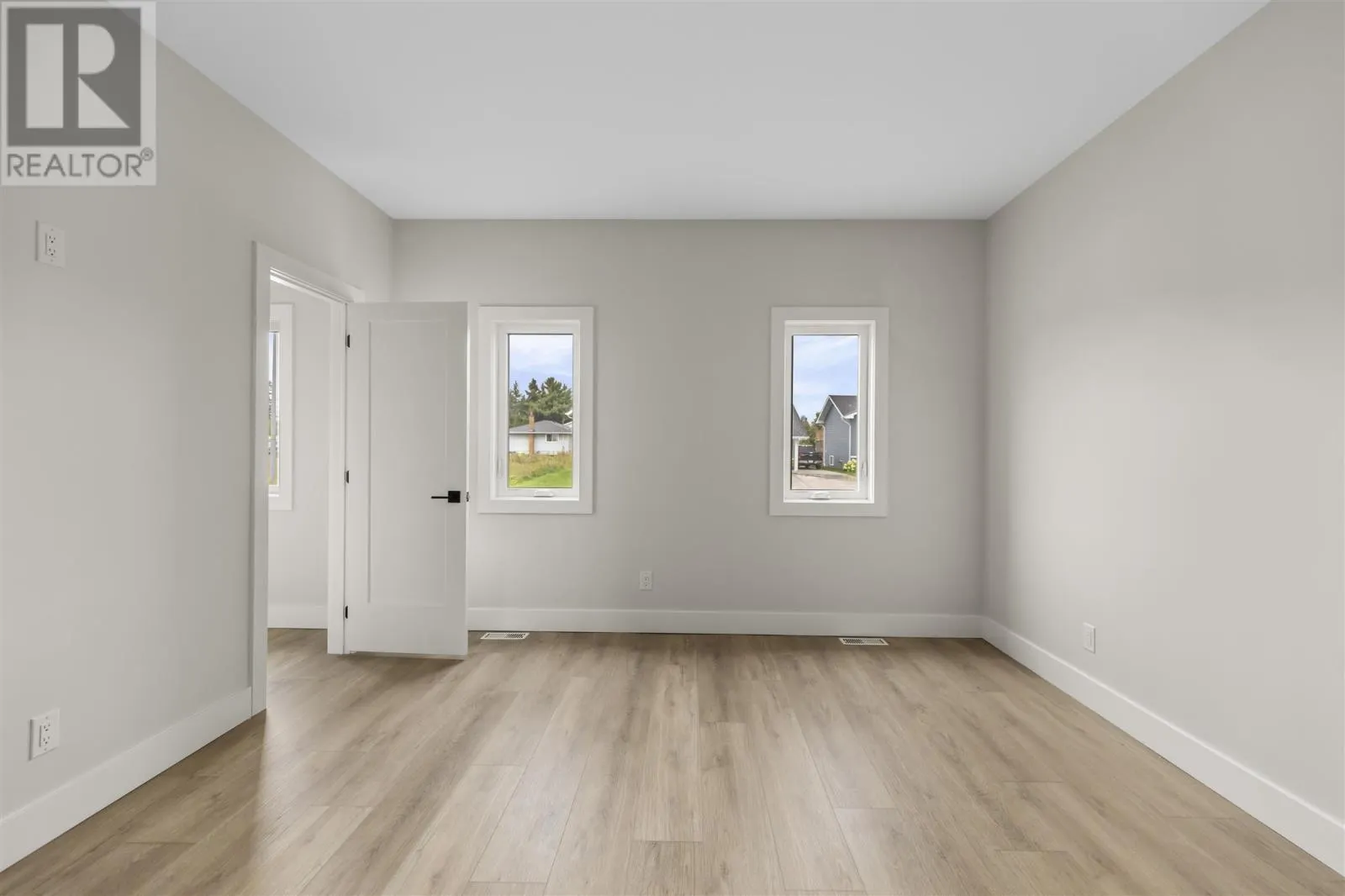 7 Sherbrook DR