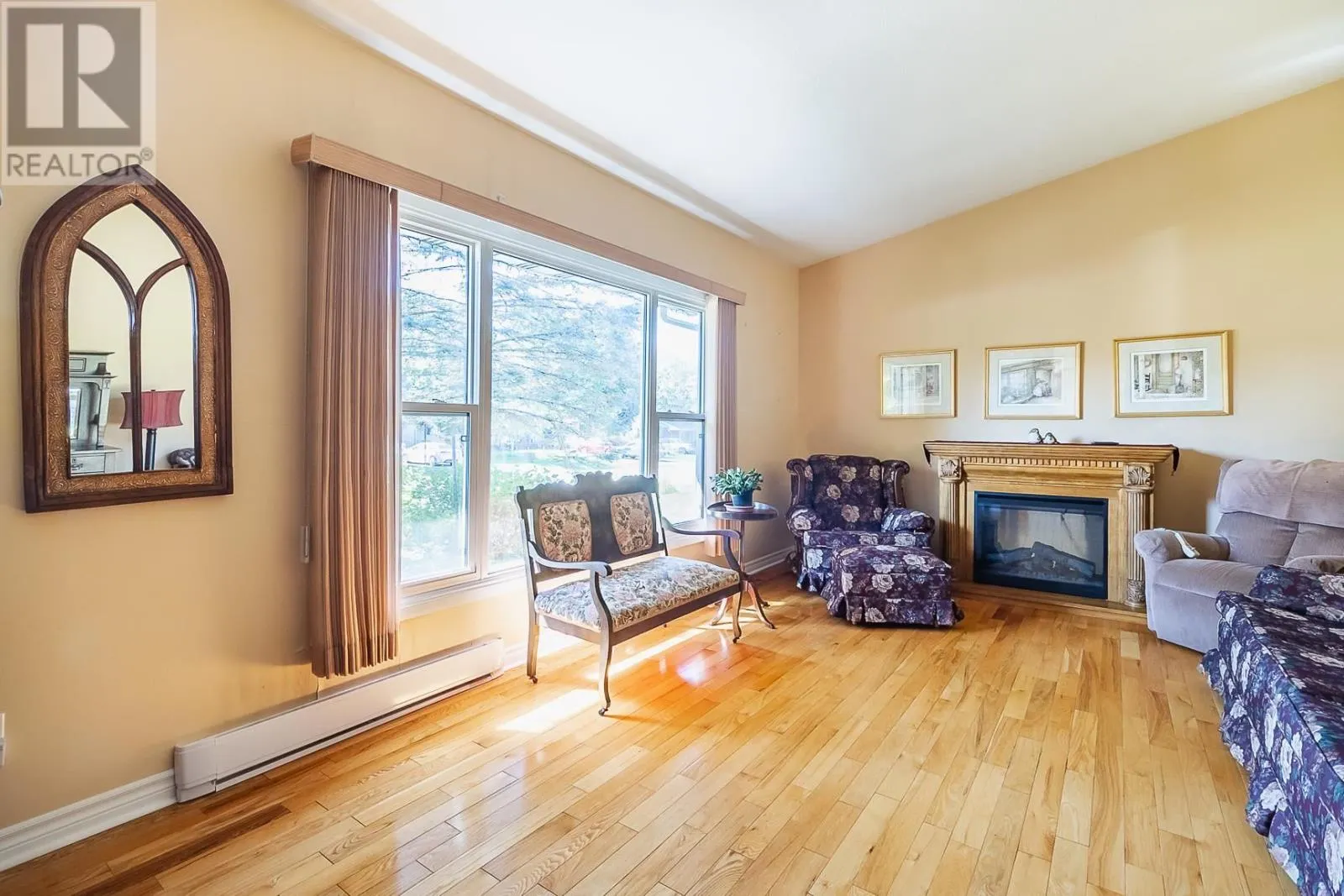 30 Carlbert ST