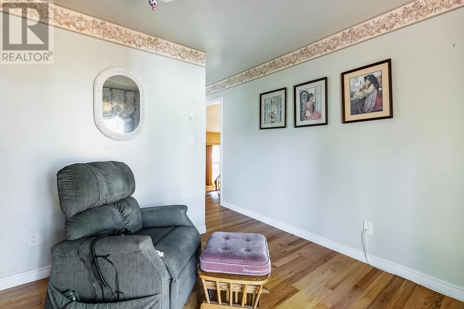 30 Carlbert ST