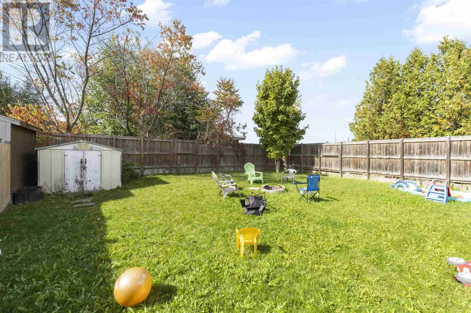 19 Silver Birch DR