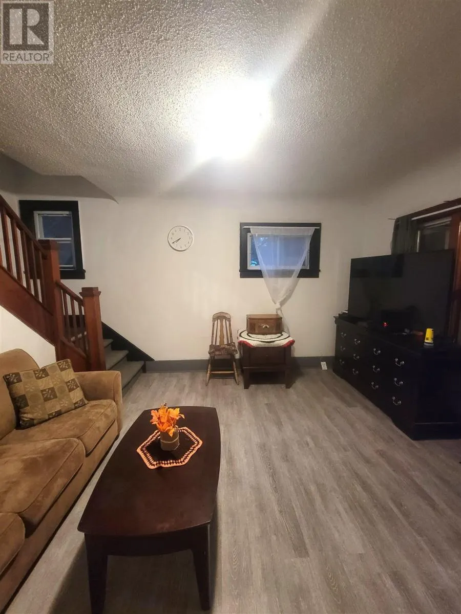 444 Laurier AVE