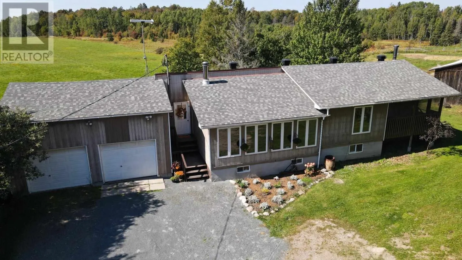 1 Hopper RD