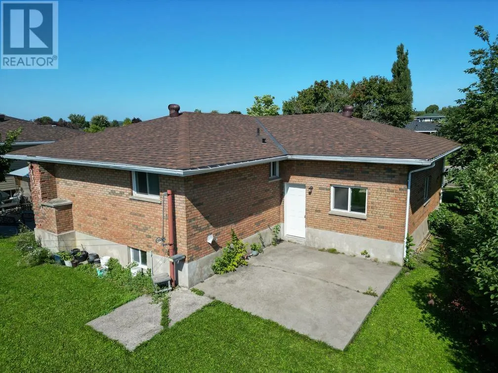 35 Pozzebon CRES