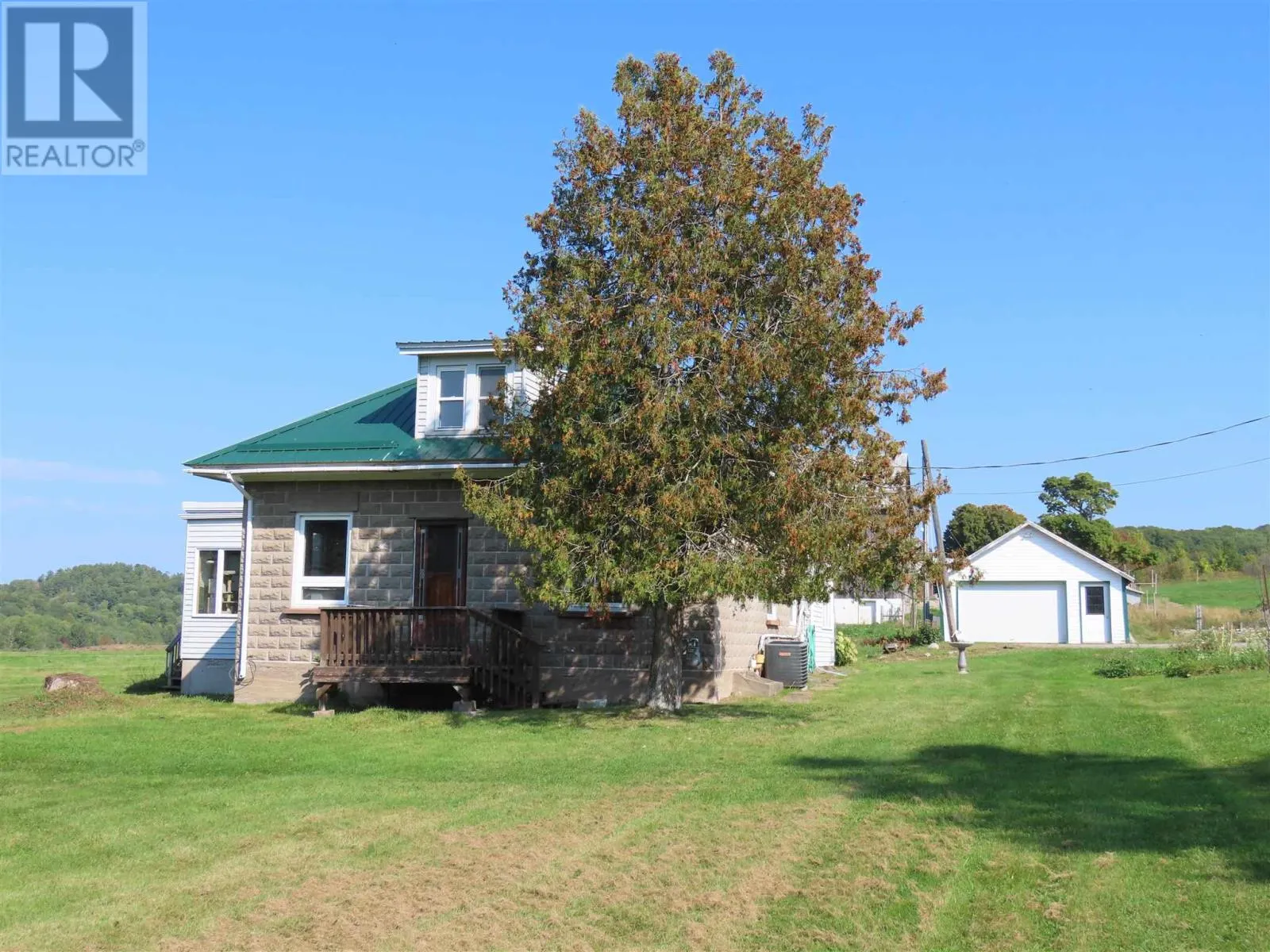 1804 Gordon Lake Rd.