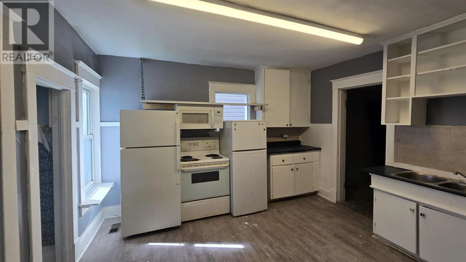 33 Pardee AVE