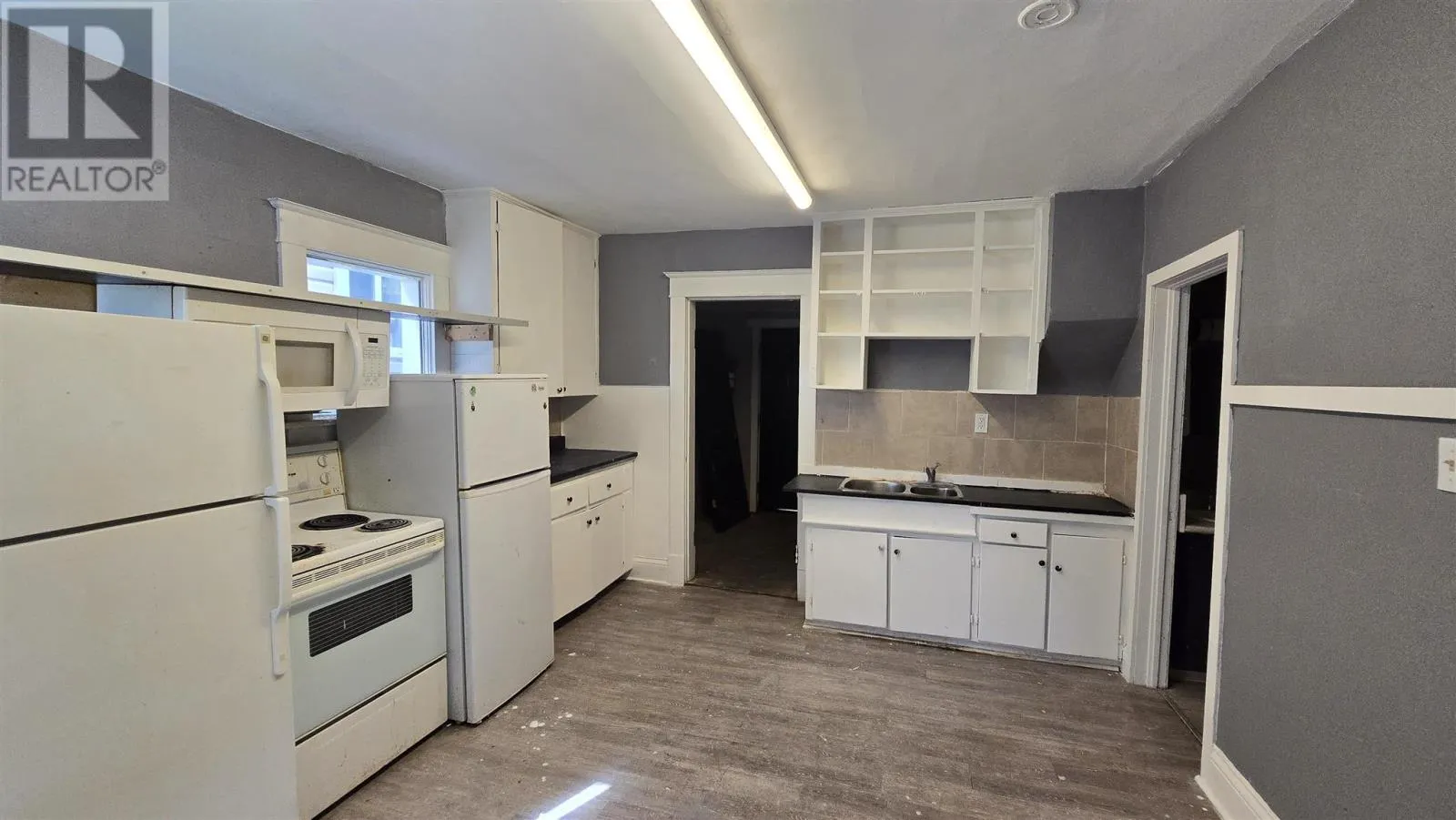 33 Pardee AVE