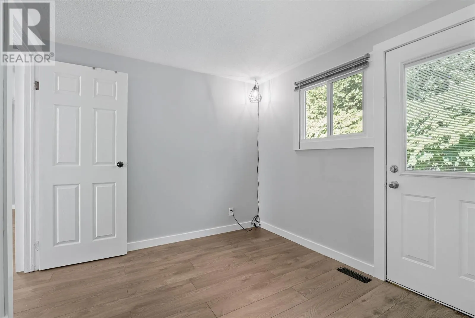 62 Dieppe AVE