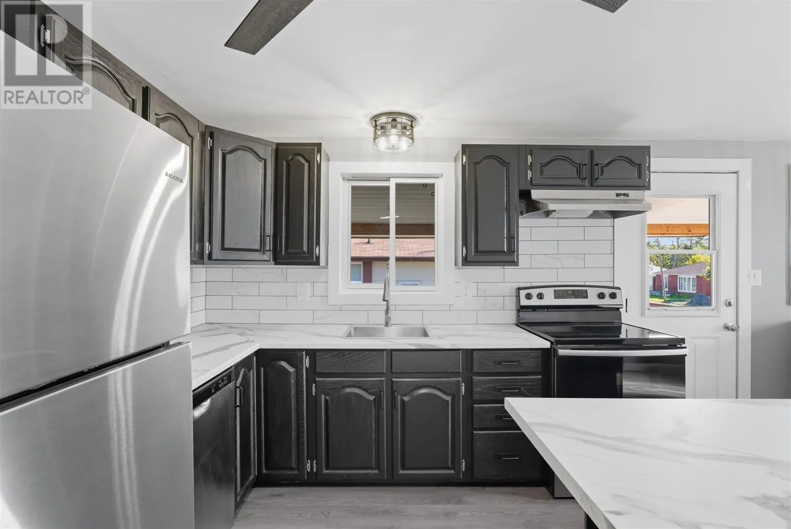 62 Dieppe AVE