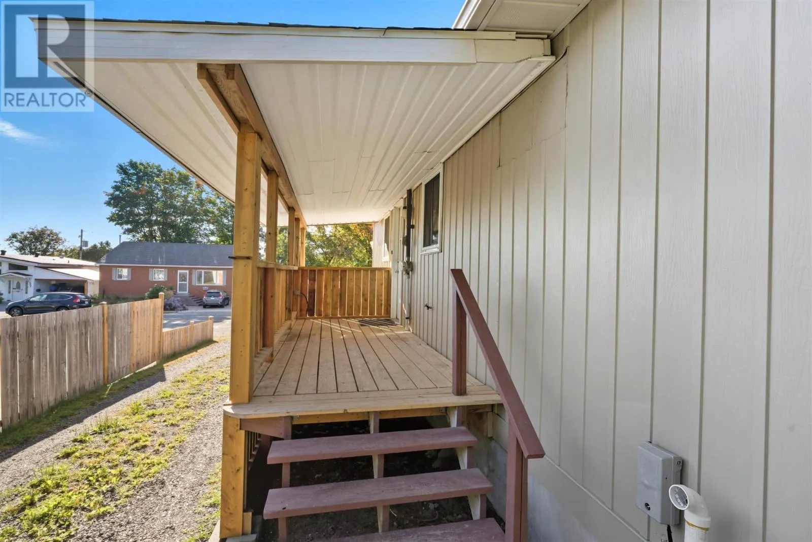 62 Dieppe AVE