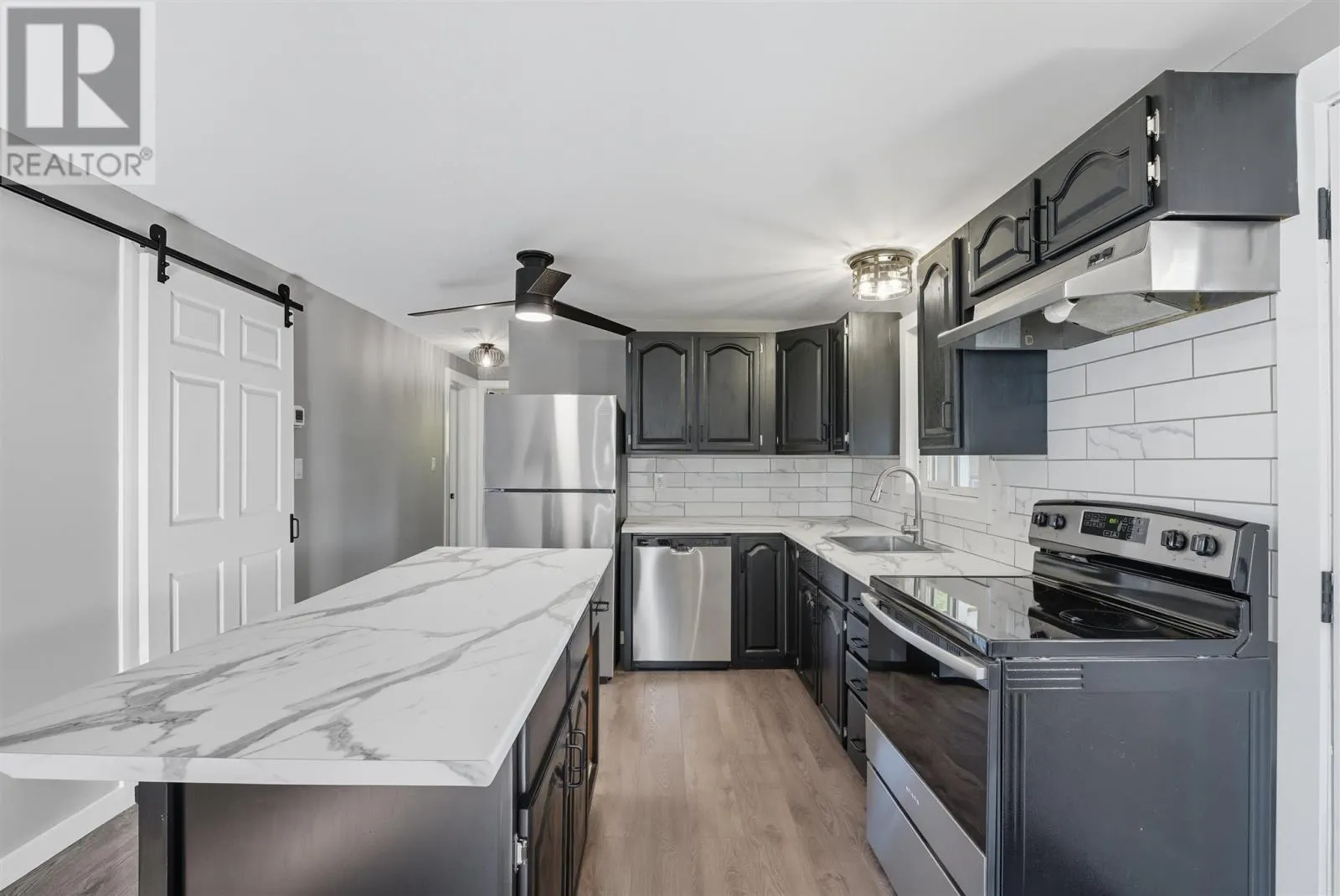 62 Dieppe AVE