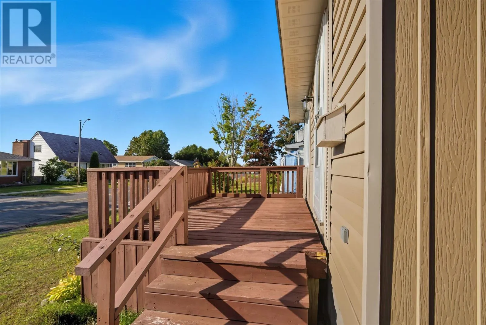 62 Dieppe AVE