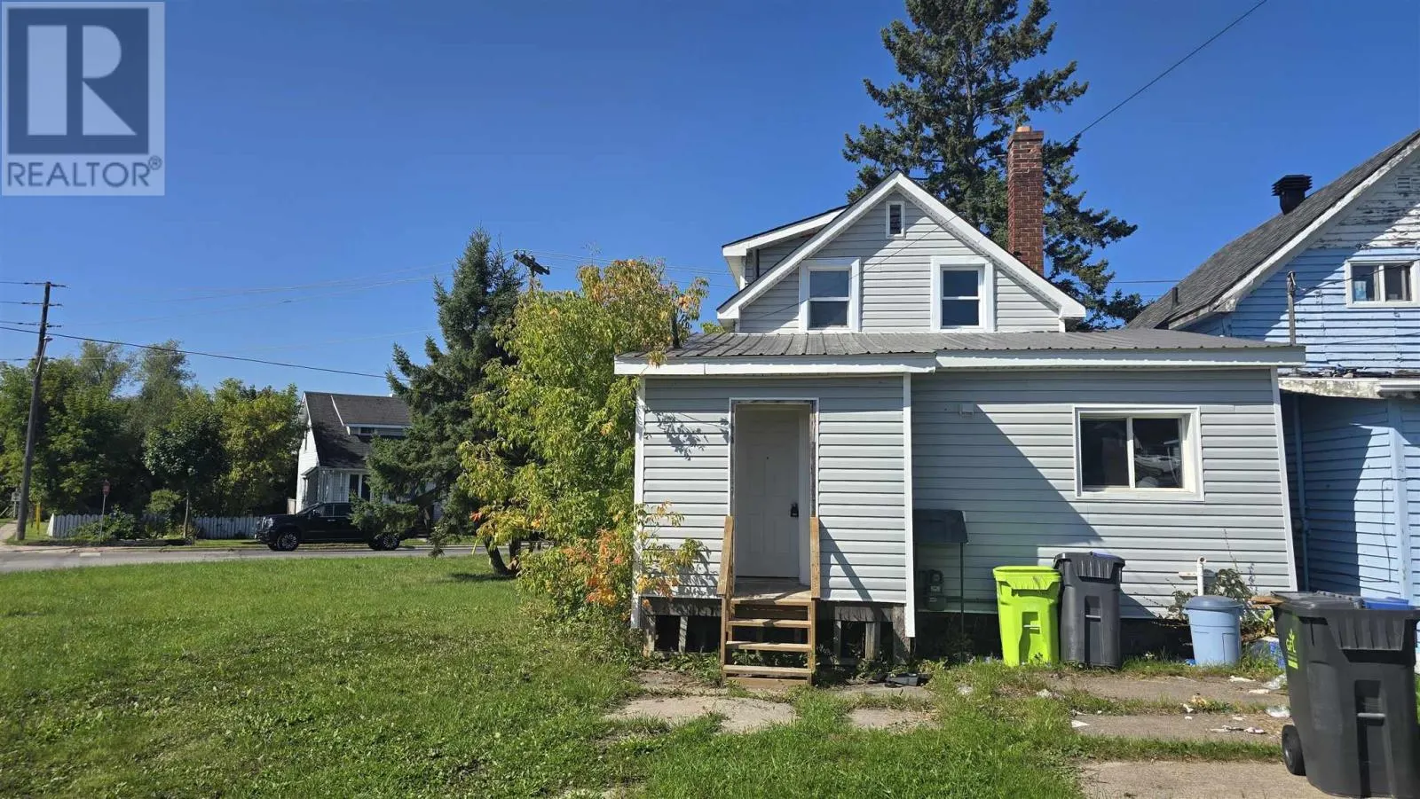 6 Spruce ST