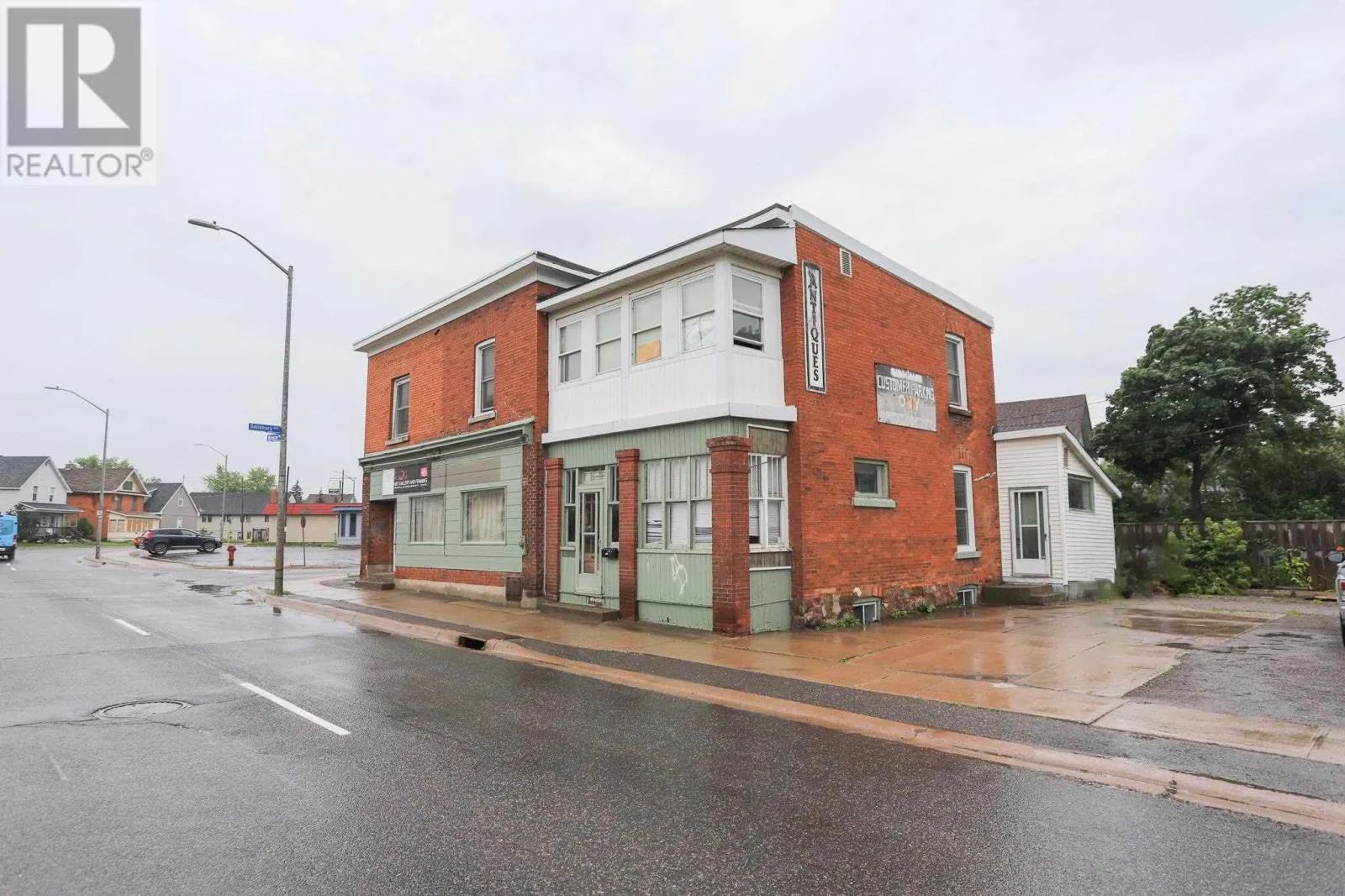 346 Bruce ST