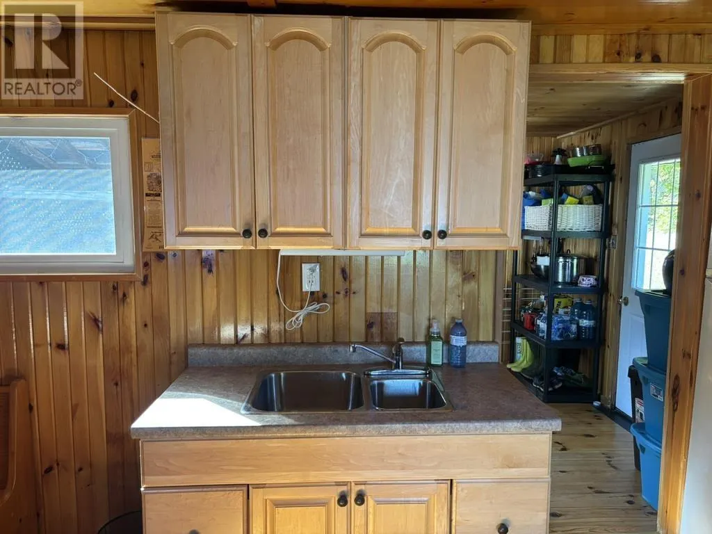 Lot 27 Devil's Lake
