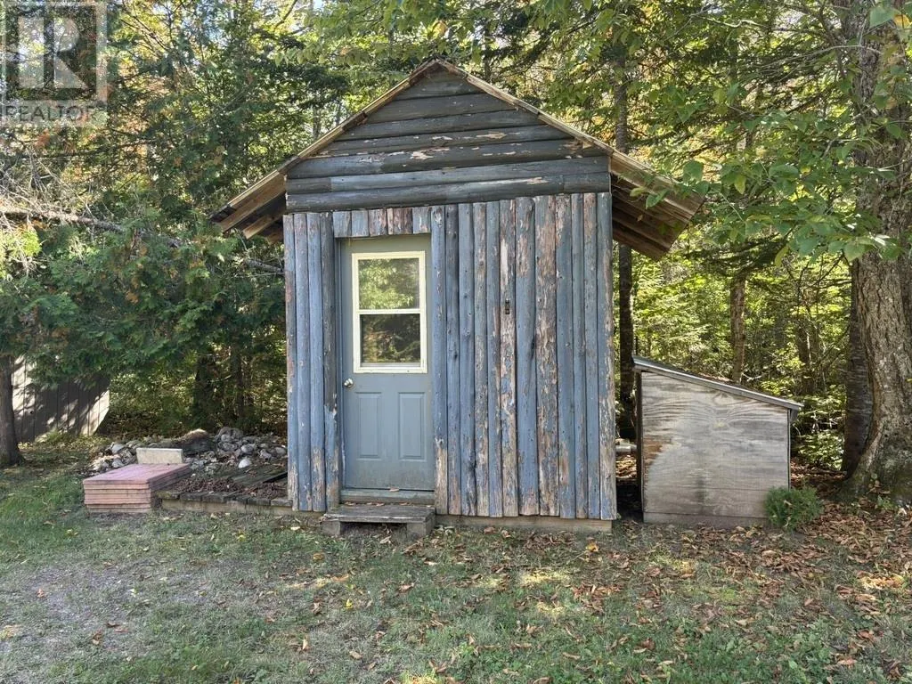Lot 27 Devil's Lake