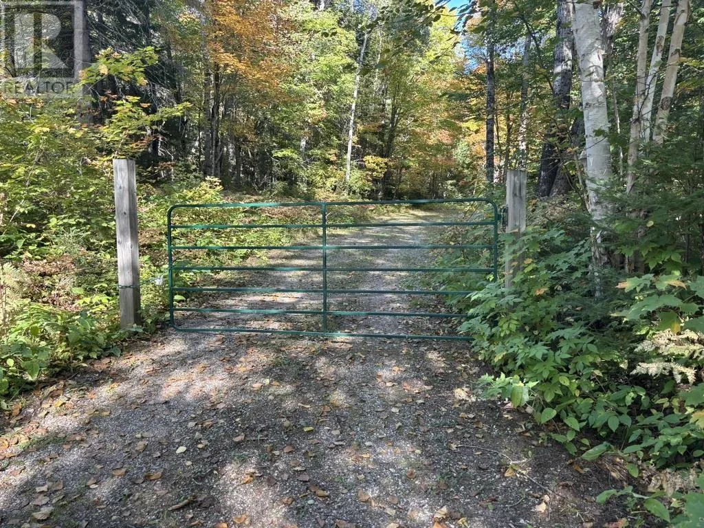 Lot 27 Devil's Lake
