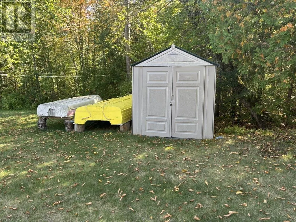 Lot 27 Devil's Lake