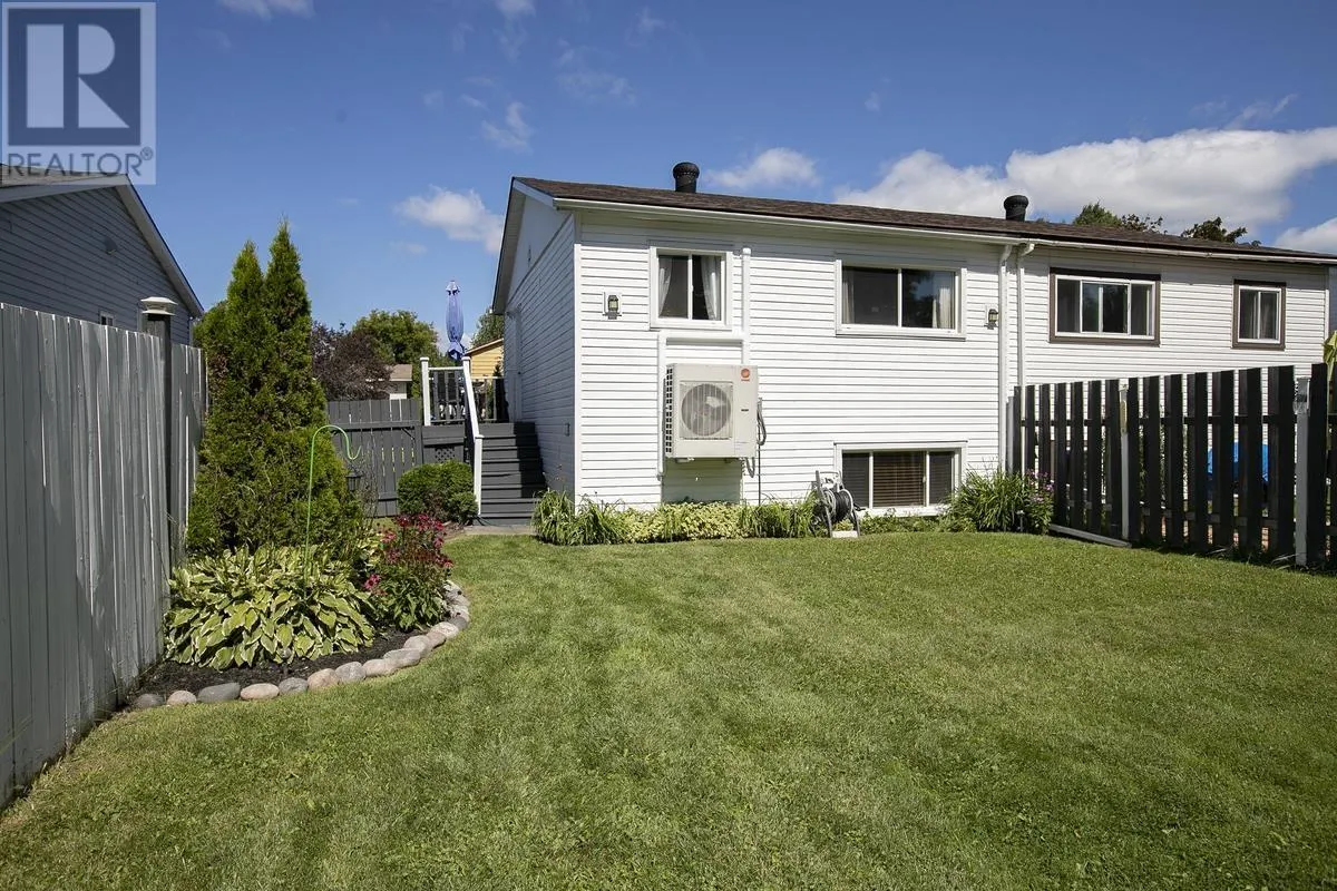 33 Breton RD