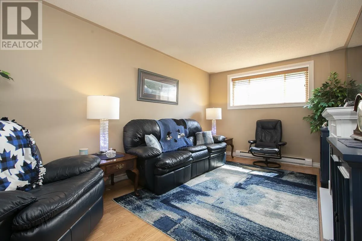 33 Breton RD