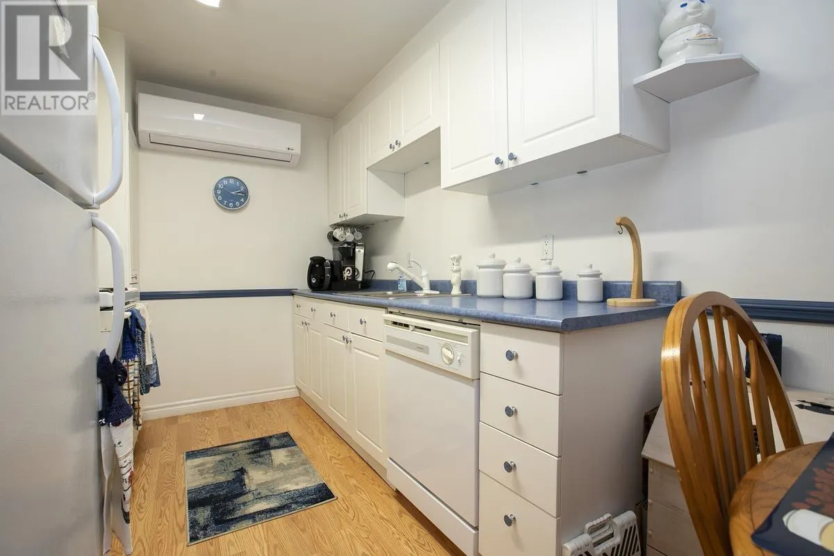 33 Breton RD