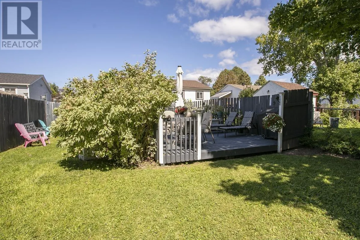 33 Breton RD