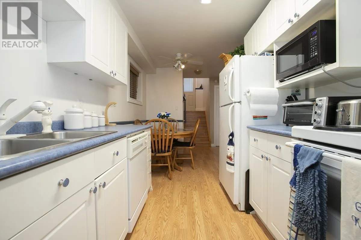 33 Breton RD