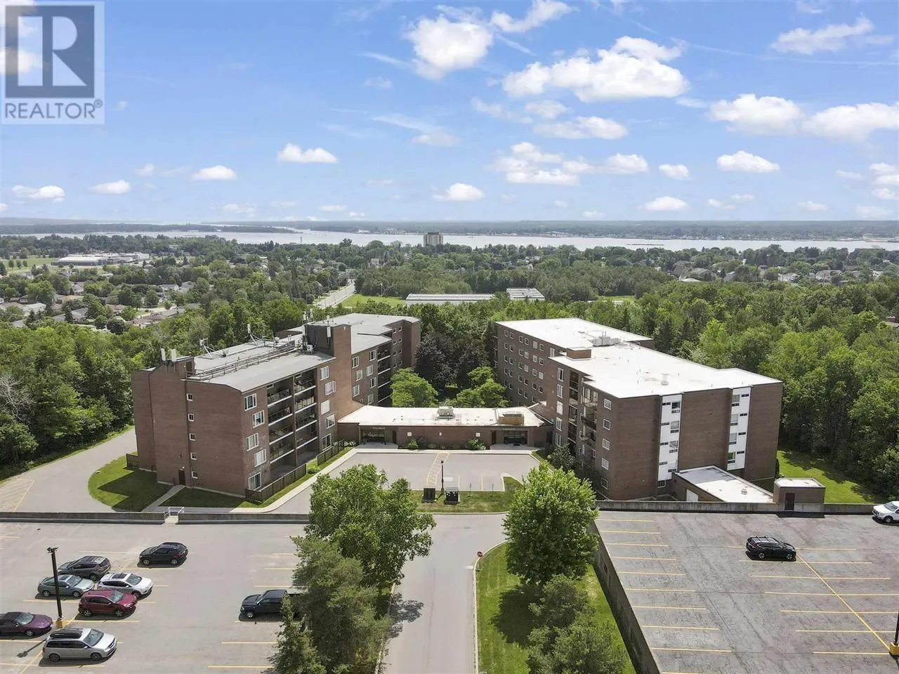 303 MacDonald AVE # 409