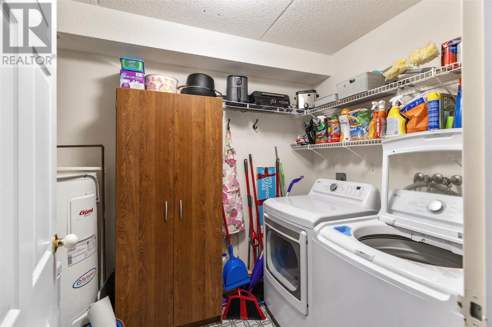 303 MacDonald AVE # 409