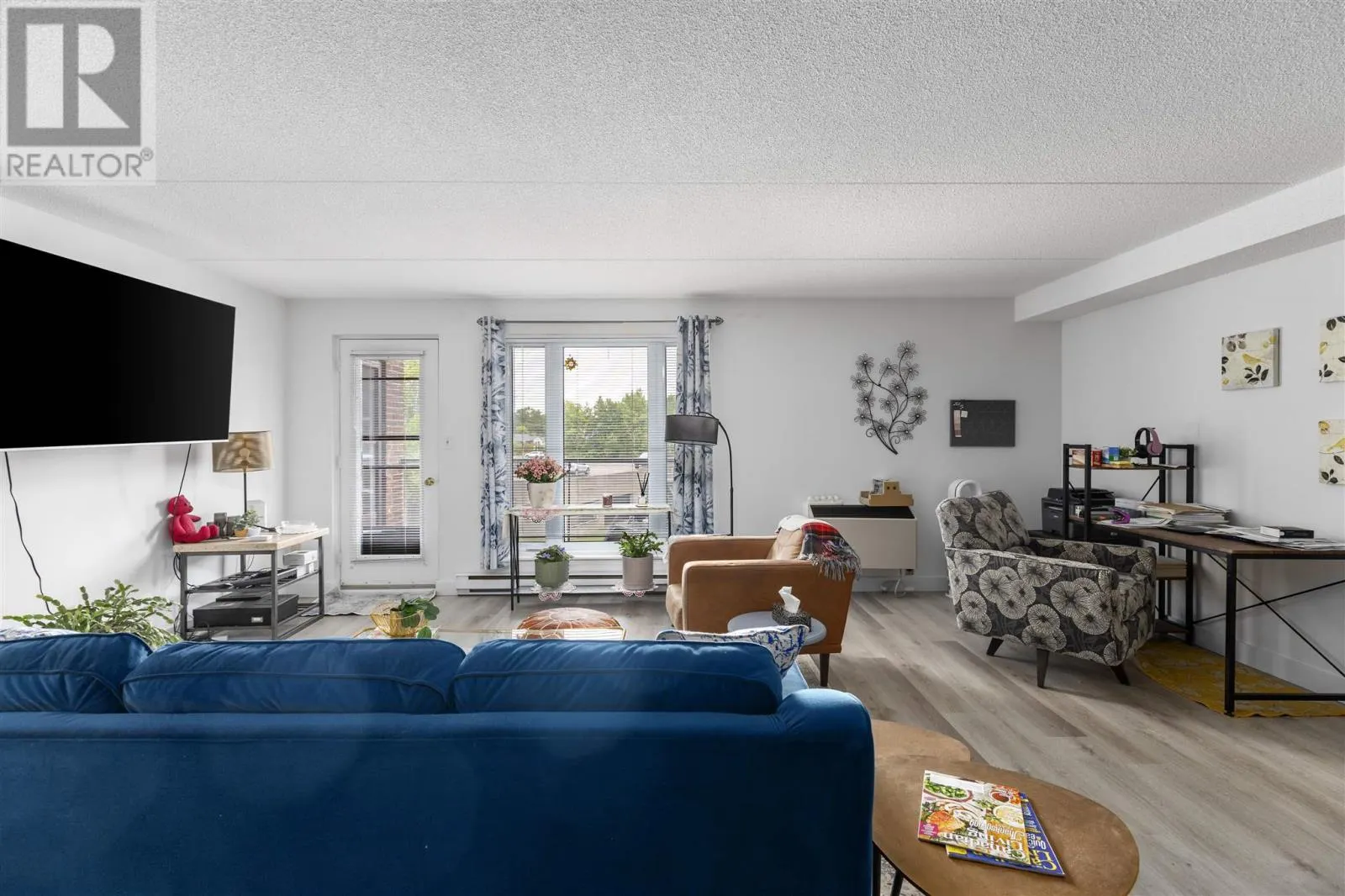 303 MacDonald AVE # 409