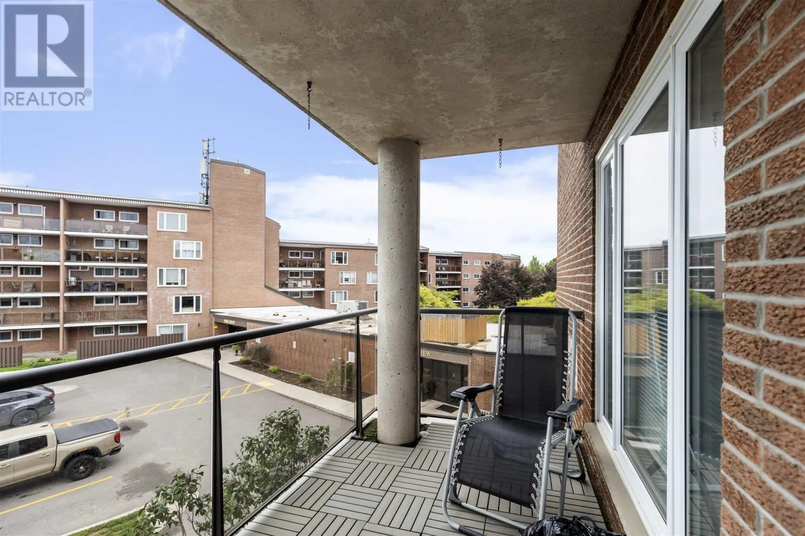 303 MacDonald AVE # 409