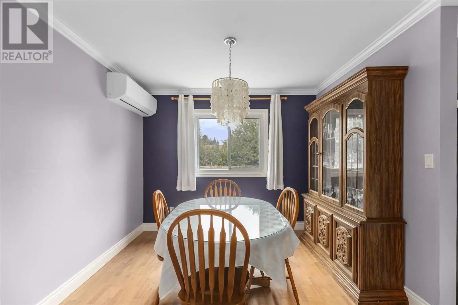156 Sutton PL