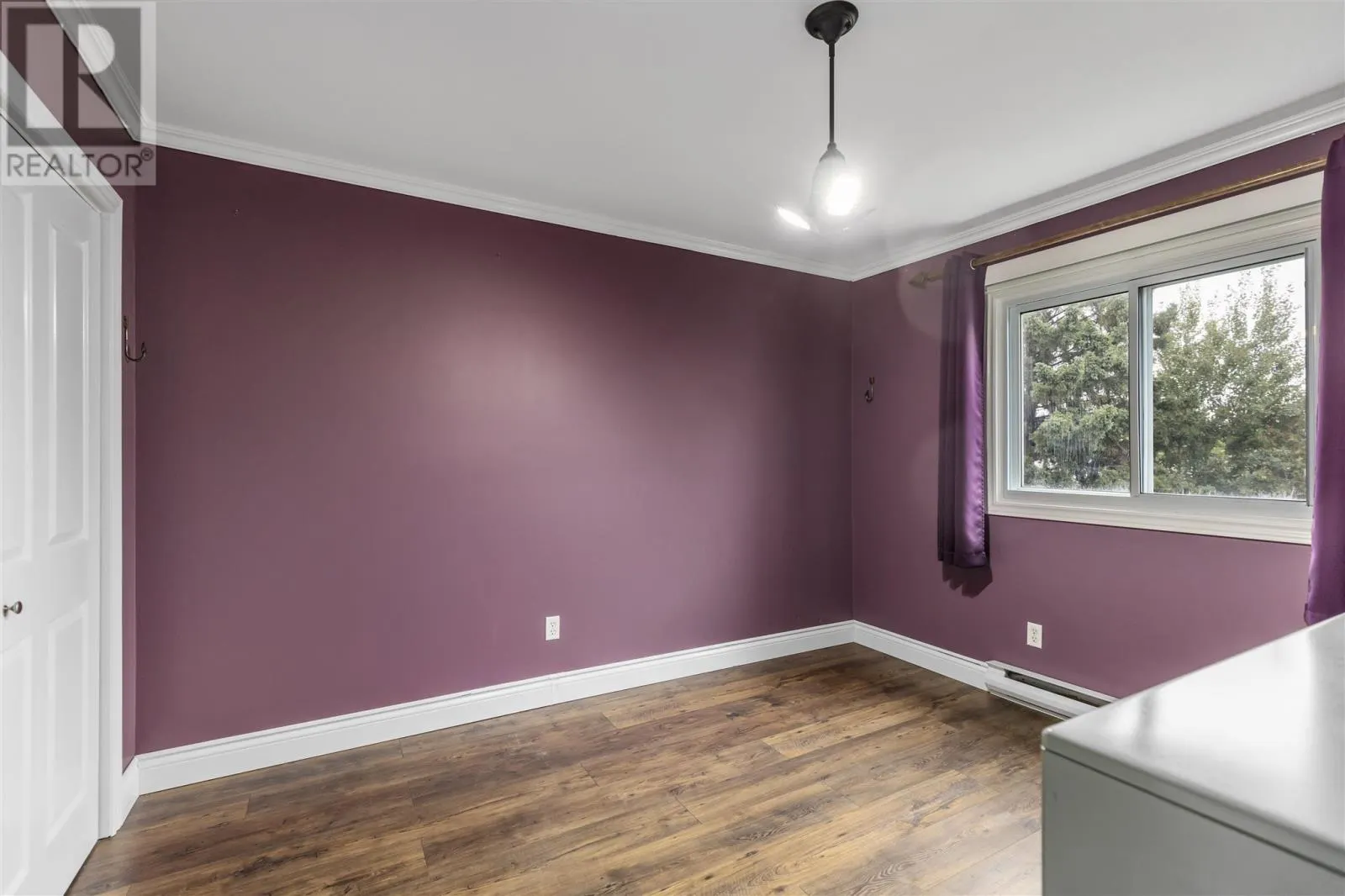 156 Sutton PL