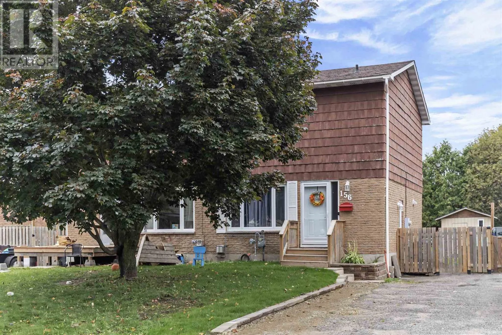 156 Sutton PL