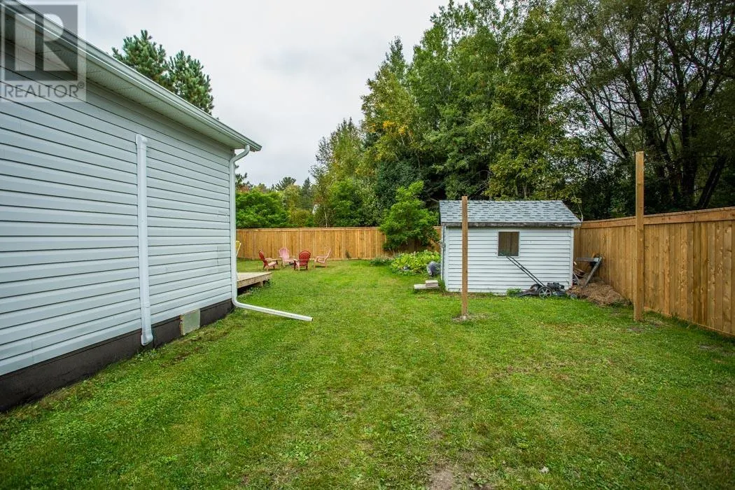 18 Tarbutt ST