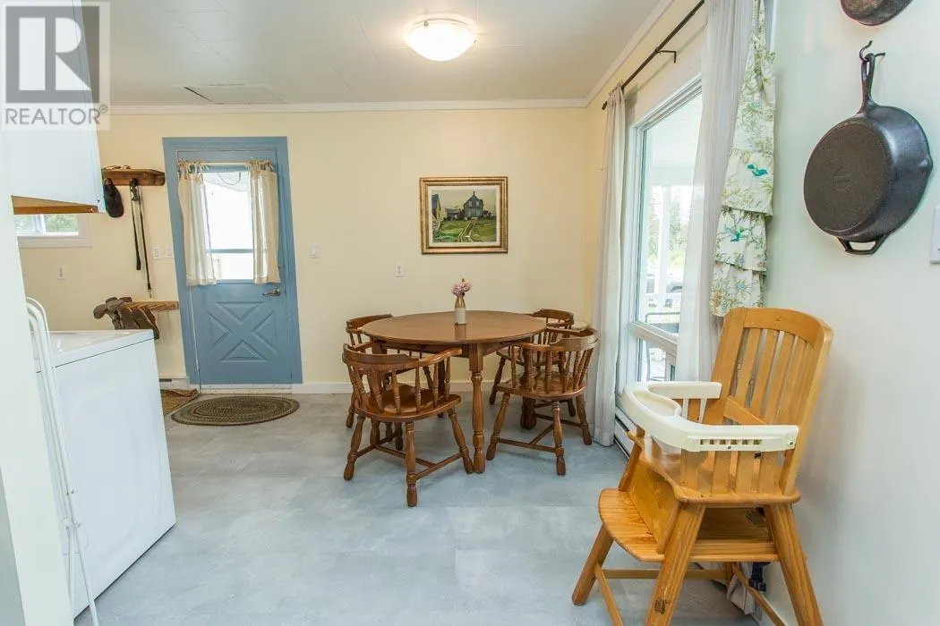 18 Tarbutt ST
