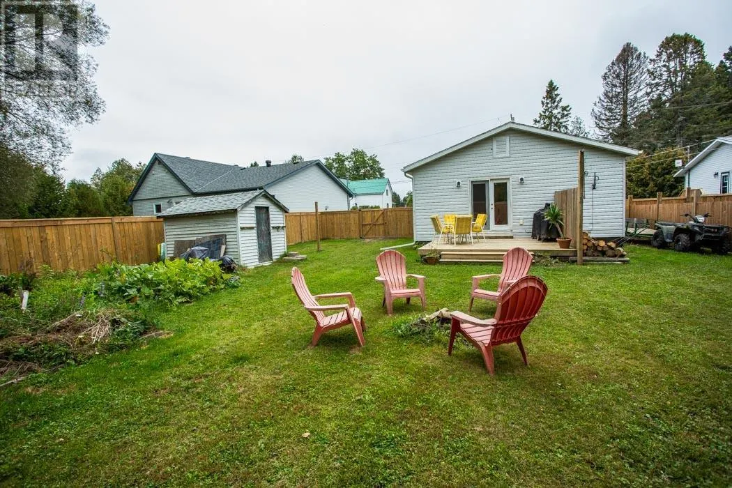 18 Tarbutt ST