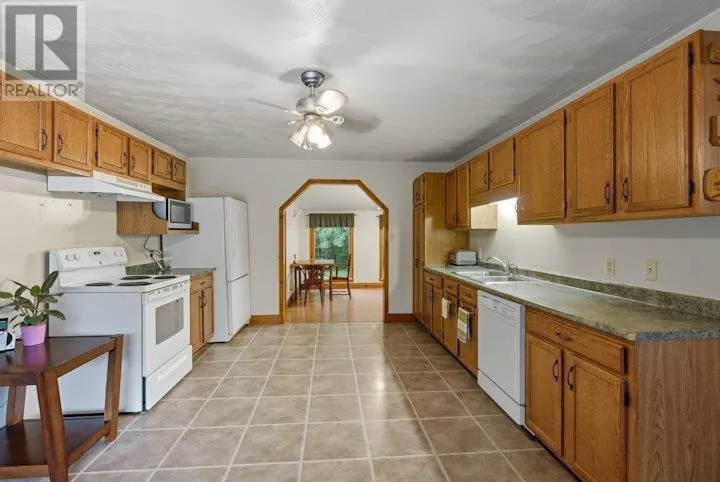 417 Granary Lake RD