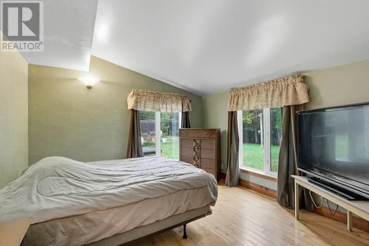 417 Granary Lake RD